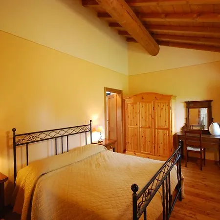 Κατάλυμα σε φάρμα Val